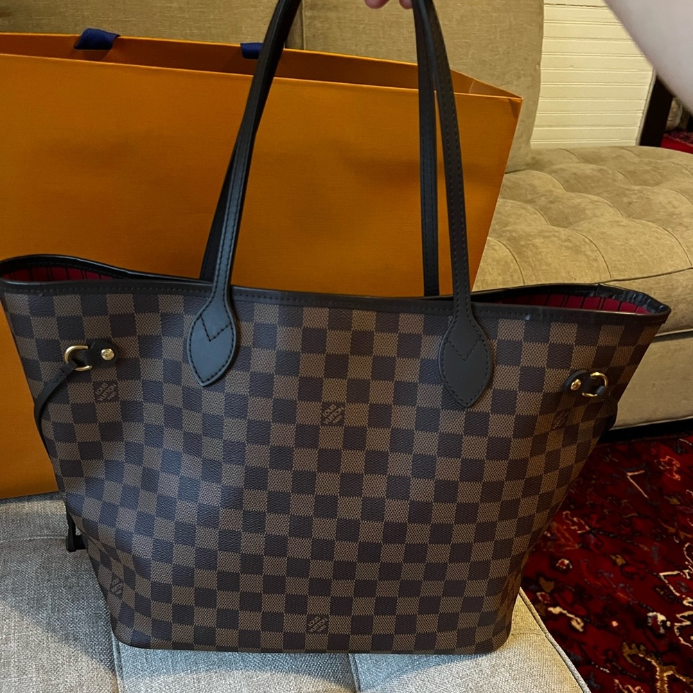 Louis Vuitton Neverfull MM